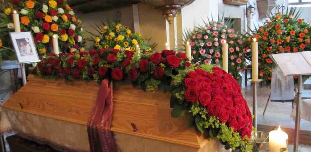 http://www.blumen-kubat.at/data/image/thumpnail/image.php?image=239/blumenkubat_at_article_4367_0.jpg&width=1000