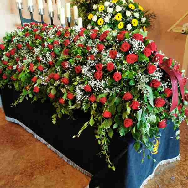 http://www.blumen-kubat.at/data/image/thumpnail/image.php?image=239/blumenkubat_at_article_4369_0.jpg&width=600